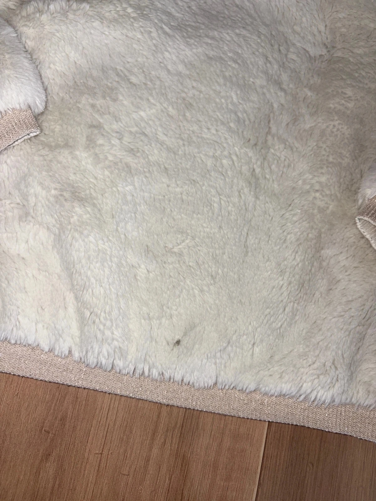 White / cream thick sweater / sweatshirt Kiabi size 10 years – photo 2